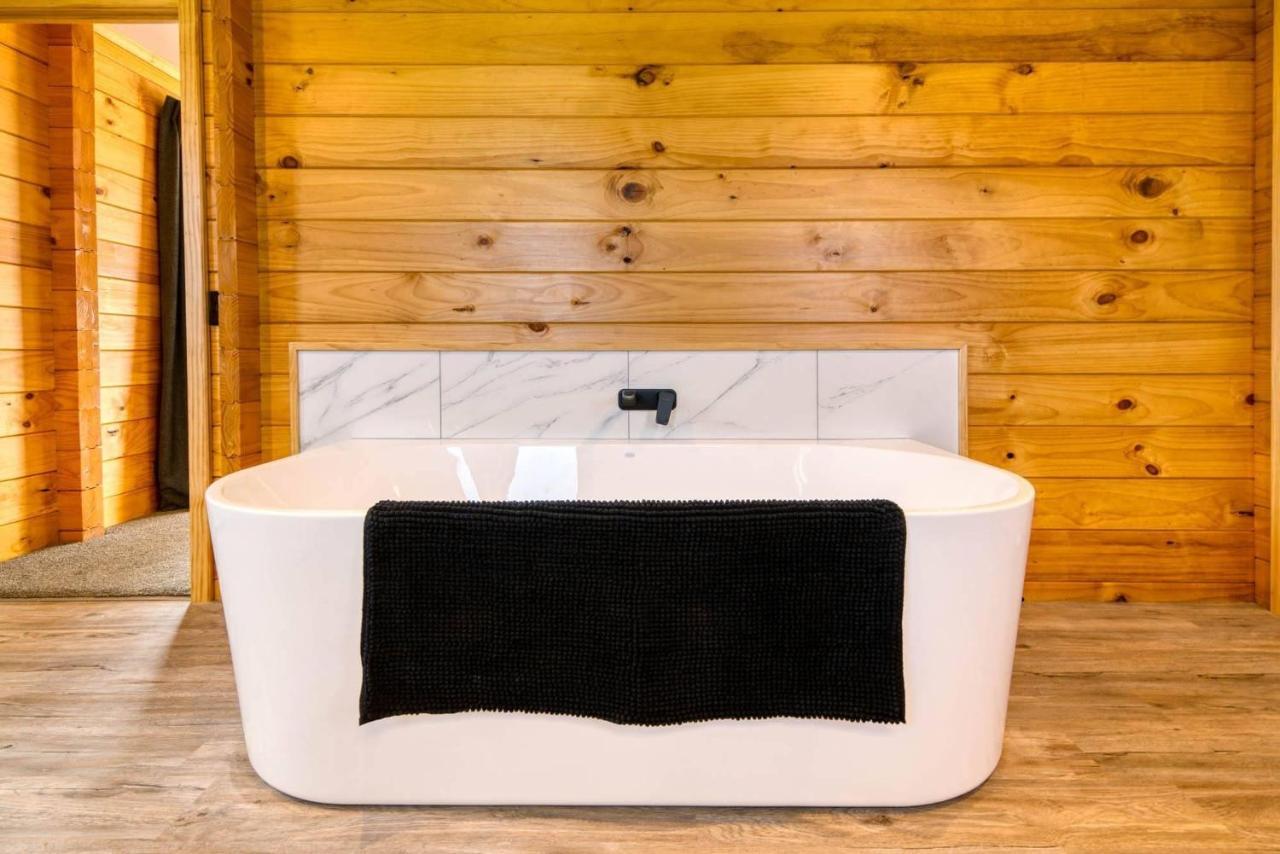 Deerbrooke Kaikoura Chalets - Chalet 2 ภายนอก รูปภาพ